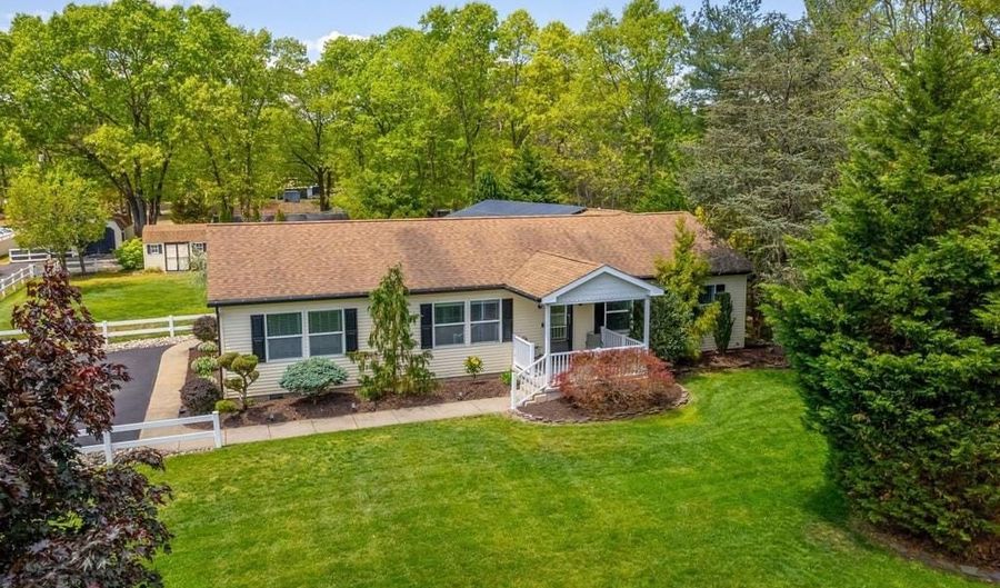 2339 TREMONT Ave, Atco, NJ 08004 - 3 Beds, 3 Bath