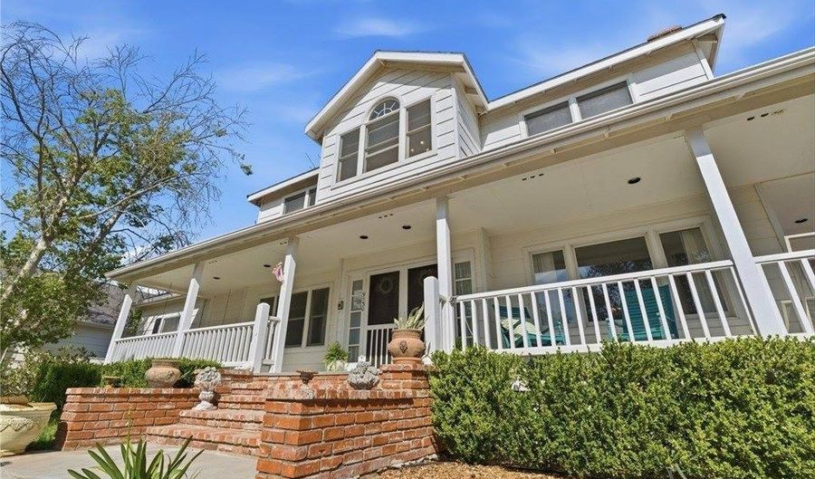 9130 Old Stage, Agua Dulce, CA 91390 - 3 Beds, 3 Bath
