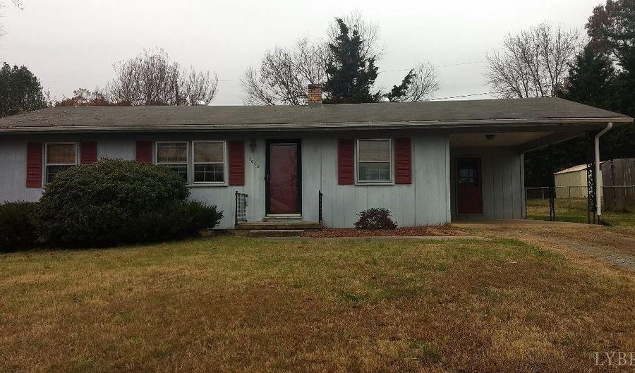 1012 7th St, Altavista, VA 24517 - 3 Beds, 1 Bath