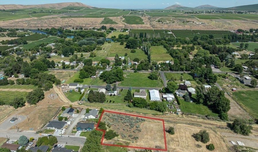 Lot 3 Block 7 Legion Heights # 2, Benton City, WA 99320 - 0 Beds, 0 Bath