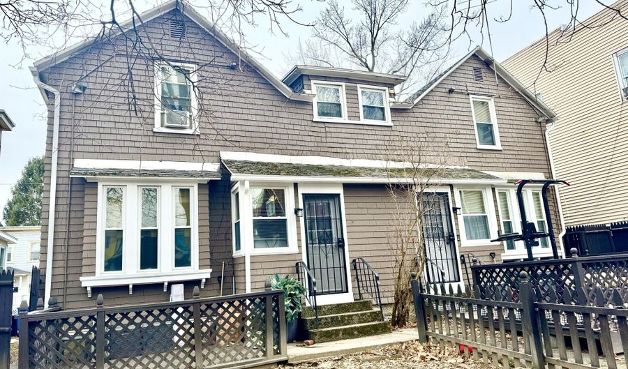 19-21 Bonheim St, Albany, NY 12204 - 6 Beds, 2 Bath