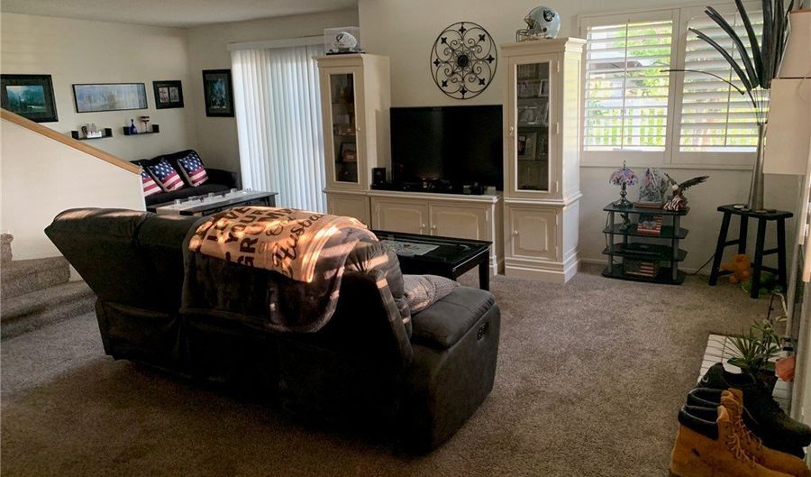 15 ELMBROOK 52, Aliso Viejo, CA 92656 - 2 Beds, 3 Bath