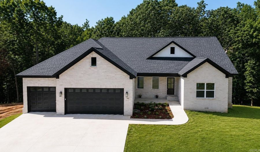 1042 Skyline Dr, Alexander, AR 72103 - 4 Beds, 2 Bath