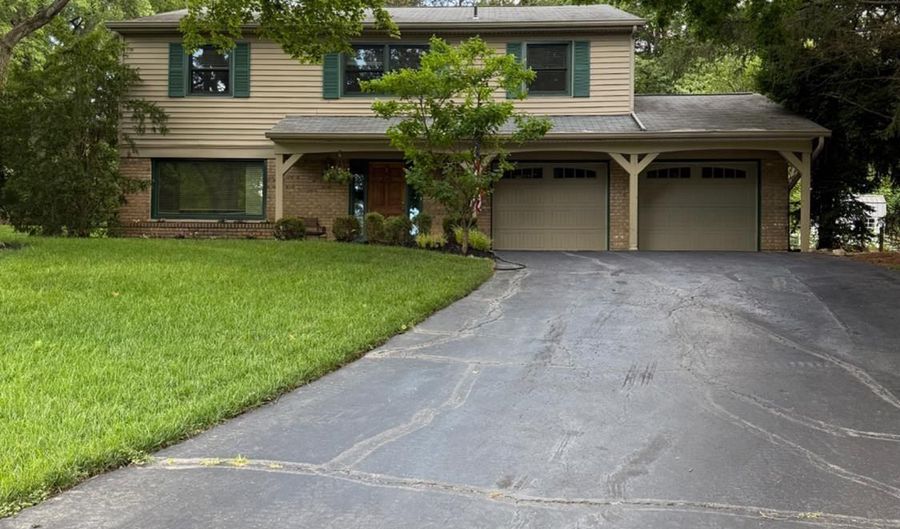 2709 Caledon Ln, Anderson Twp., OH 45244 - 4 Beds, 3 Bath