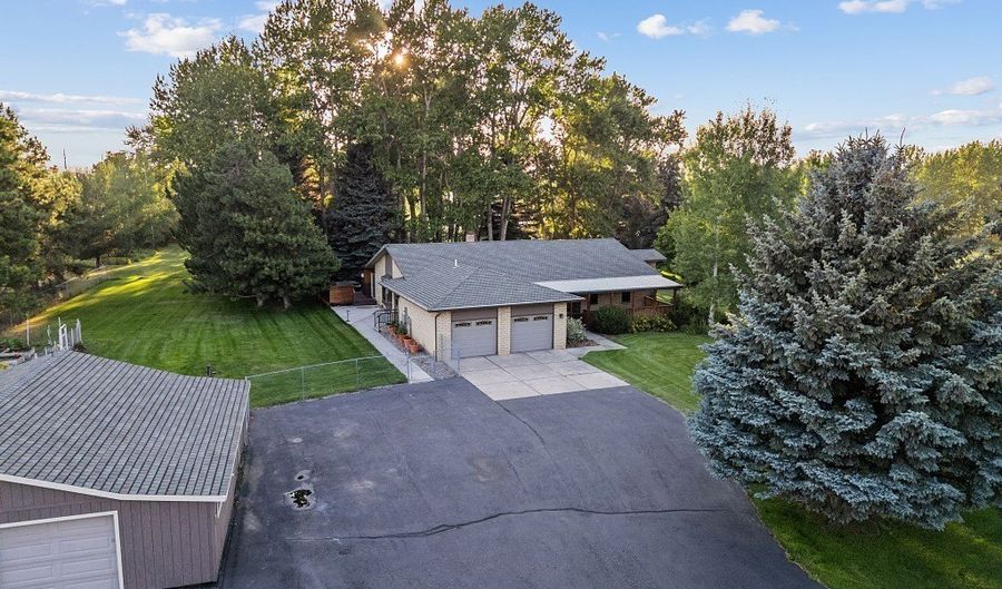 26 Big Chief Trl, Bozeman, MT 59718 - 2 Beds, 4 Bath