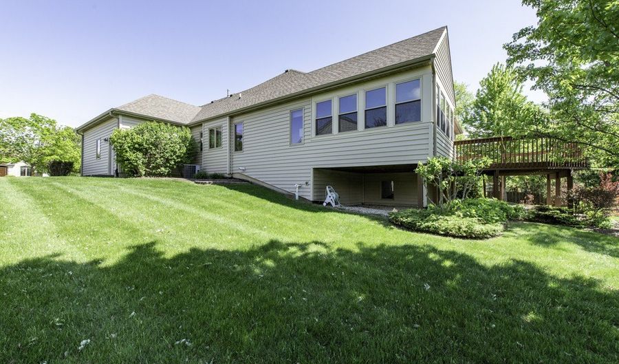 1322 MORNING DOVE Ln, Antioch, IL 60002 - 3 Beds, 2 Bath