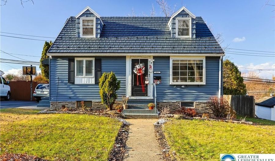 2811 W Fairview St, Allentown, PA 18103 - 4 Beds, 2 Bath