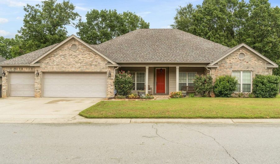 1073 Mountain Side Cv, Alexander, AR 72002 - 4 Beds, 2 Bath