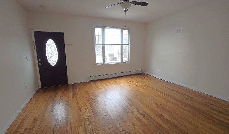 46-48 WASHINGTON Pkwy 1, Bayonne, NJ 07002 - 3 Beds, 2 Bath