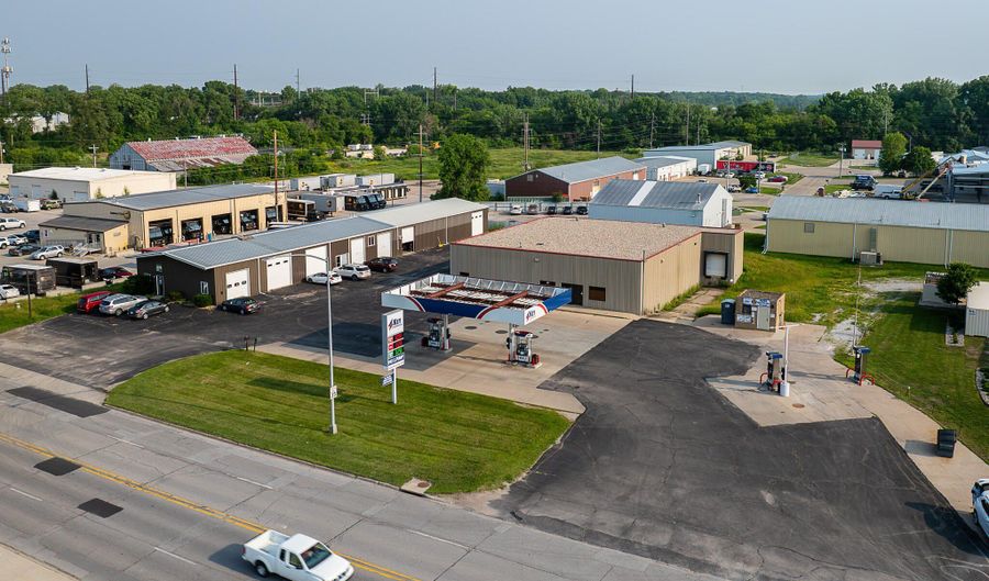 803 E Lincoln Way, Ames, IA 50010 - 0 Beds, 0 Bath
