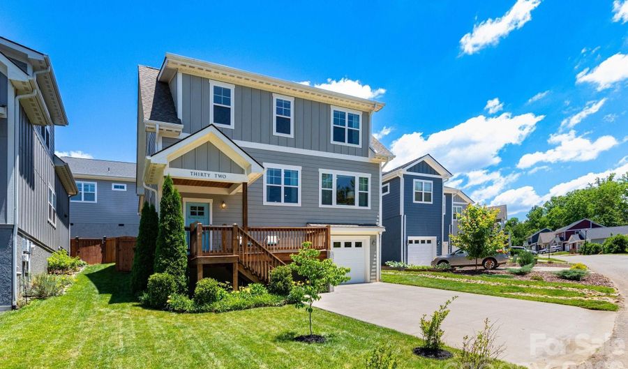 32 Greenwood Fields Dr, Asheville, NC 28804 - 3 Beds, 3 Bath