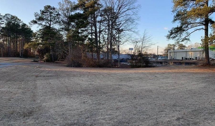 8915 US Highway 431, Albertville, AL 35950 - 0 Beds, 0 Bath