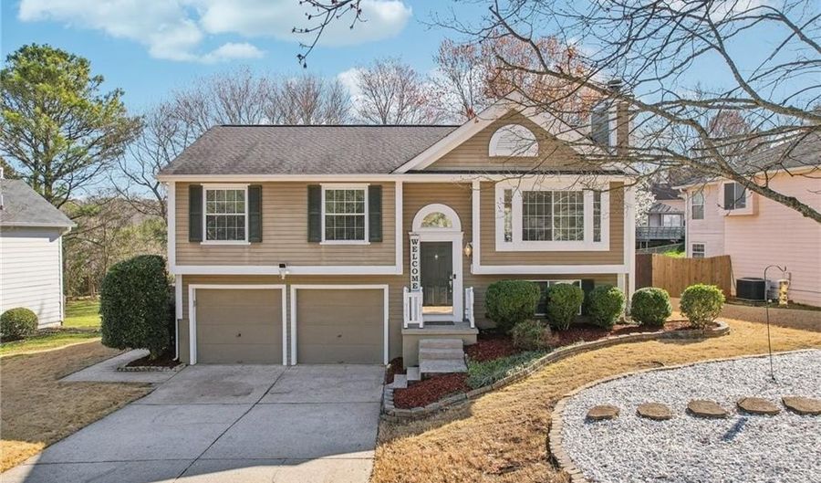 10475 Willow Meadow Cir, Alpharetta, GA 30022 - 3 Beds, 3 Bath