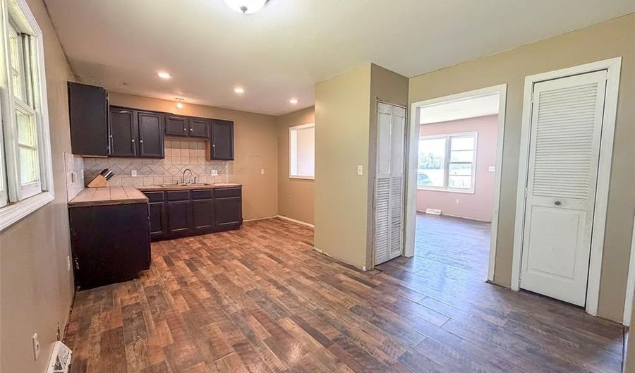 17251 County Road 214, Advance, MO 63730 - 3 Beds, 1 Bath