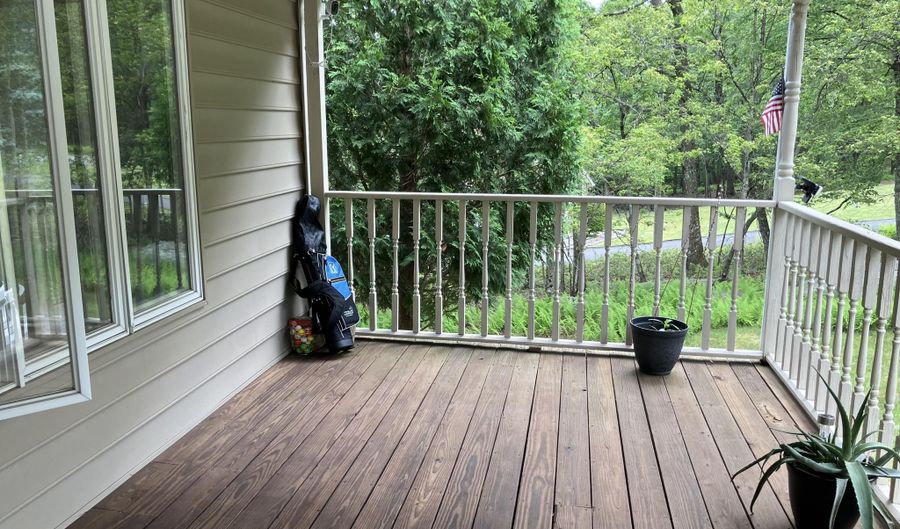 175 Circle Dr, Albrightsville, PA 18210 - 3 Beds, 3 Bath