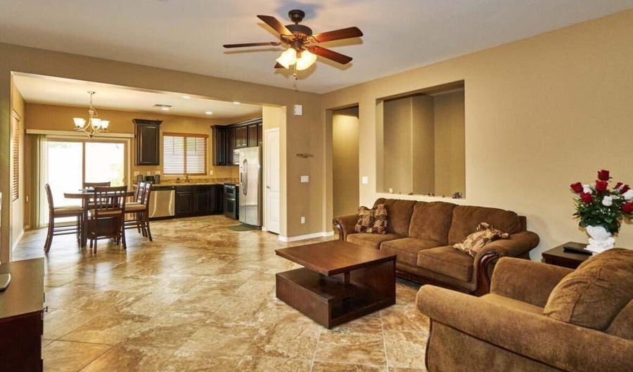 836 E HARRISON St, Chandler, AZ 85225 - 3 Beds, 2 Bath