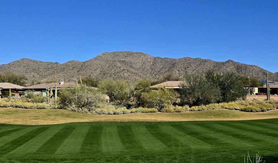 2238 W MUIRFIELD Dr, Anthem, AZ 85086 - 3 Beds, 3 Bath