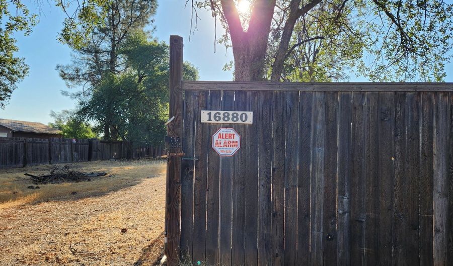 16880 Laverne Ln, Anderson, CA 96007 - 0 Beds, 0 Bath