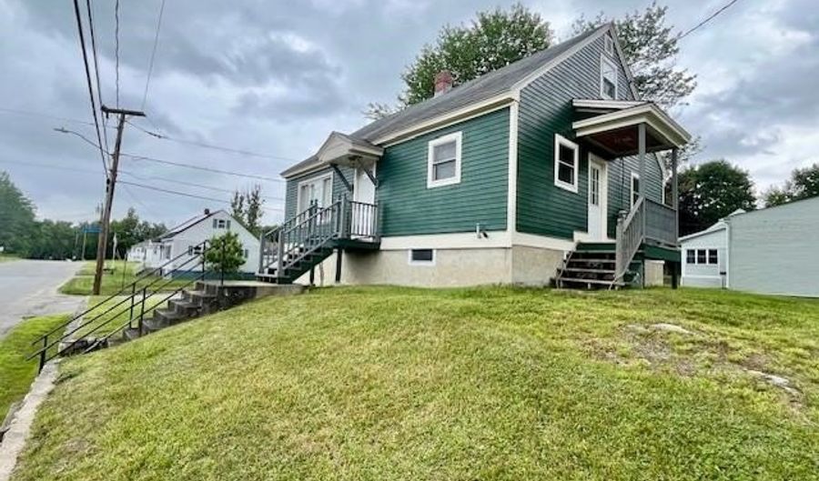 80 Maynesboro St, Berlin, NH 03570 - 3 Beds, 1 Bath