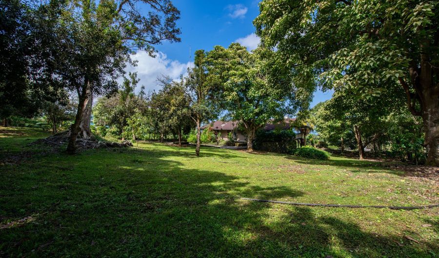 73-4481 OOMA Pl, Kailua Kona, HI 96740 - 5 Beds, 4 Bath