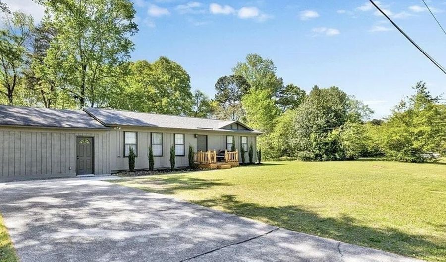 3020 BRANDICE Cir, Adamsville, AL 35005 - 3 Beds, 1 Bath