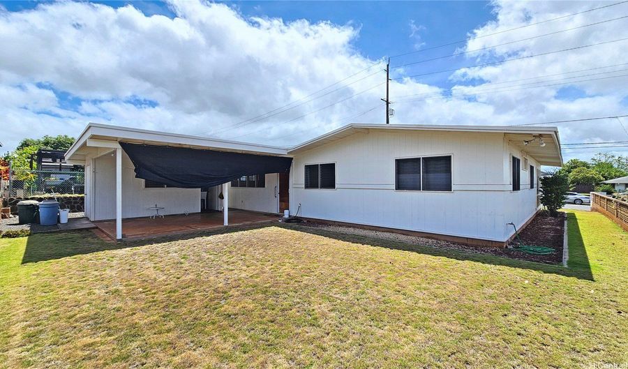1418 Kuahaka St, Pearl City, HI 96782 - 3 Beds, 2 Bath