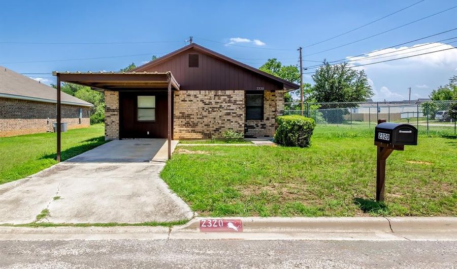 2320 Carriage Ln, Brownwood, TX 76801 - 3 Beds, 2 Bath