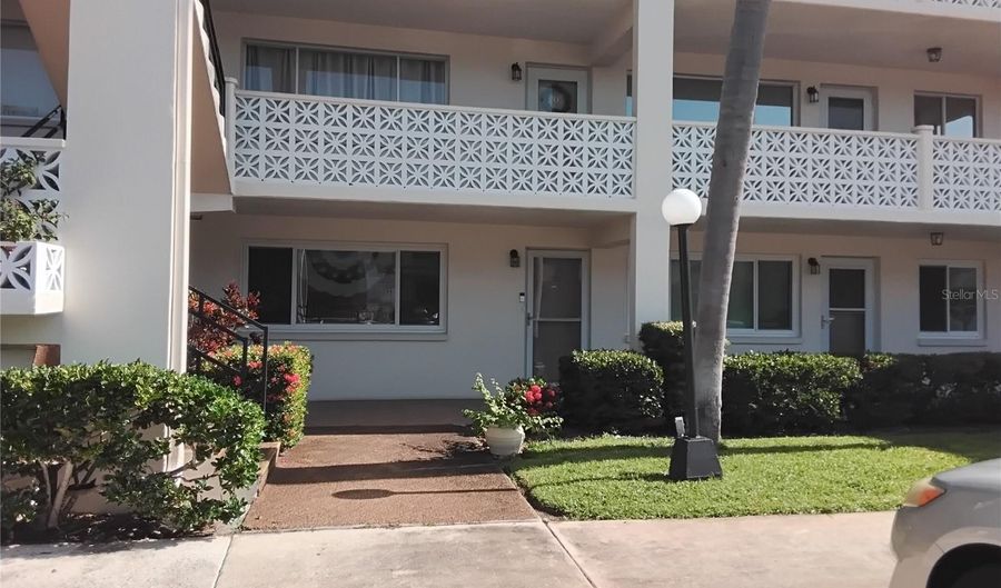 1235 S HIGHLAND Ave 3-102, Clearwater, FL 33756 - 1 Beds, 2 Bath