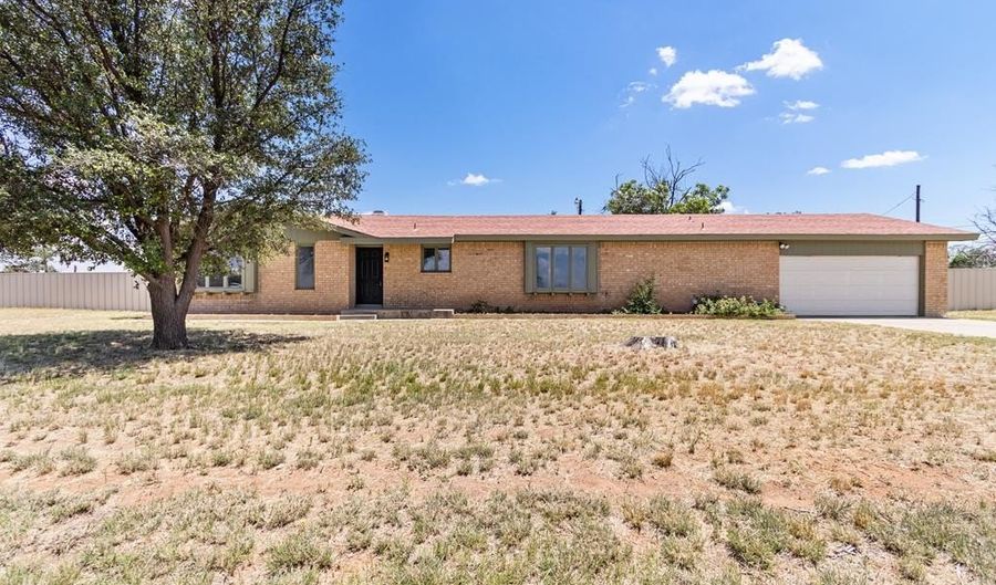 80 SE 1600, Andrews, TX 79714 - 3 Beds, 2 Bath