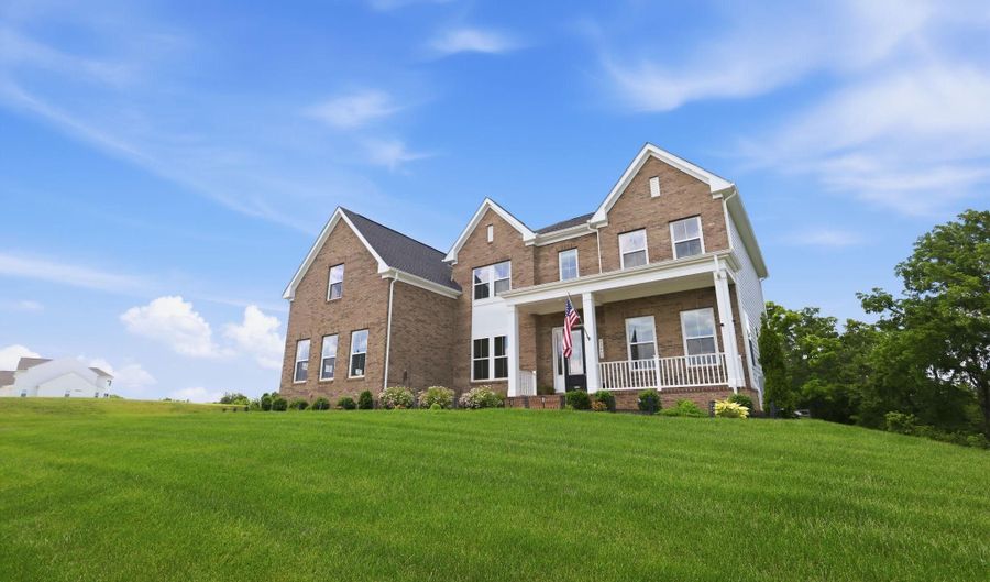 40452 WINDYHILL FARMS Dr, Aldie, VA 20105 - 4 Beds, 5 Bath