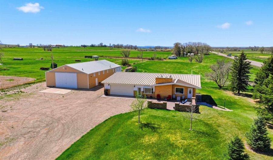 11359 HWY 212, Belle Fourche, SD 57717 - 4 Beds, 3 Bath