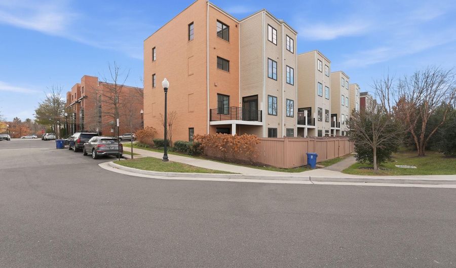 1434 VAN VALKENBURGH Ln, Alexandria, VA 22301 - 4 Beds, 4 Bath