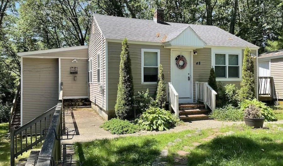 48 County Rd, Andover, MA 01810 - 2 Beds, 2 Bath