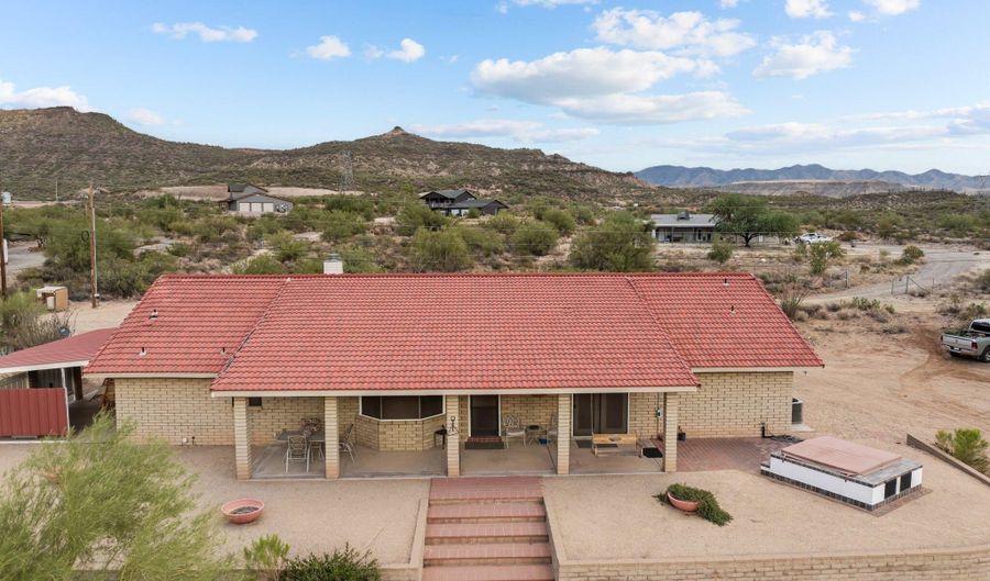 32290 S Happy Jack Trl, Black Canyon City, AZ 85324 - 2 Beds, 2 Bath