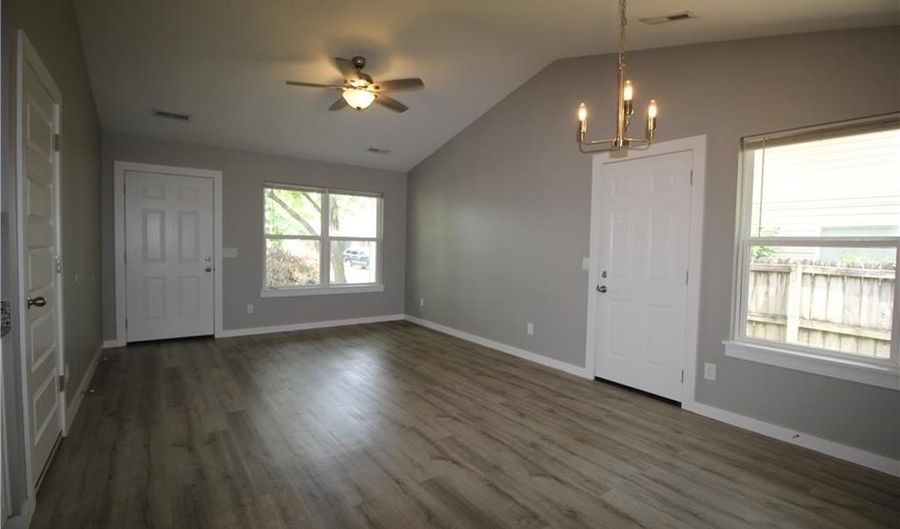214 NW J St, Bentonville, AR 72712 - 2 Beds, 2 Bath