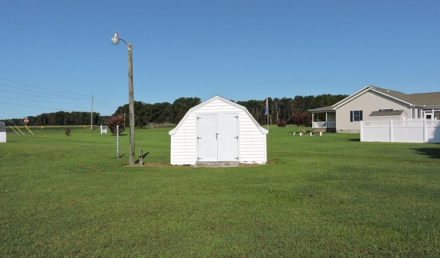 34478 ROXANNA Rd, Frankford, DE 19945 - 5 Beds, 2 Bath