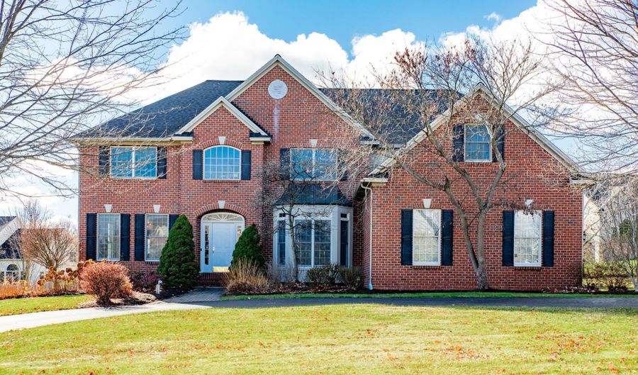 4 Hilander Dr, Albany, NY 12211 - 4 Beds, 3 Bath