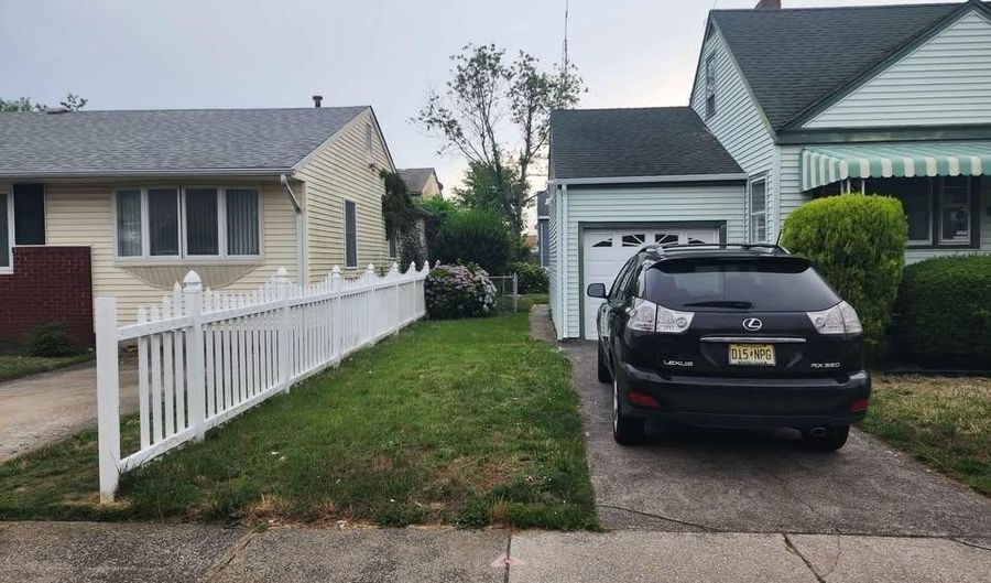 1258 N Ohio Ave, Atlantic City, NJ 08401 - 4 Beds, 2 Bath