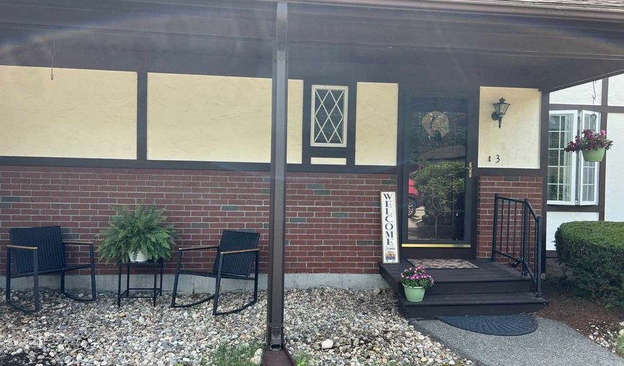 3 Chandler Dr, Atkinson, NH 03811 - 1 Beds, 1 Bath