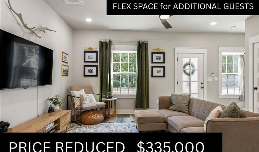16 Kinloch Dr, Bella Vista, AR 72715 - 2 Beds, 3 Bath
