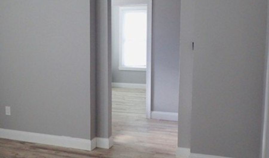 145 W Clinton St, Andover, NJ 07801 - 2 Beds, 1 Bath