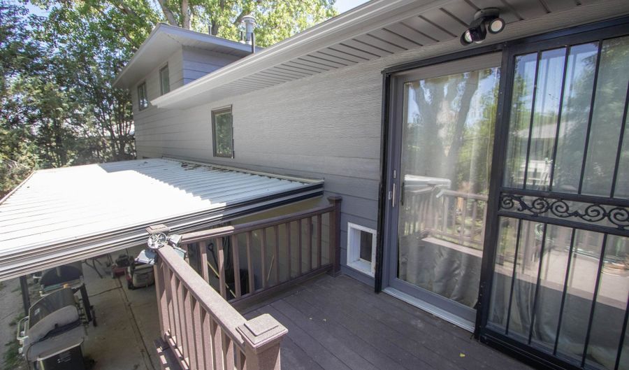 2040 W 41st St, Casper, WY 82604 - 5 Beds, 3 Bath