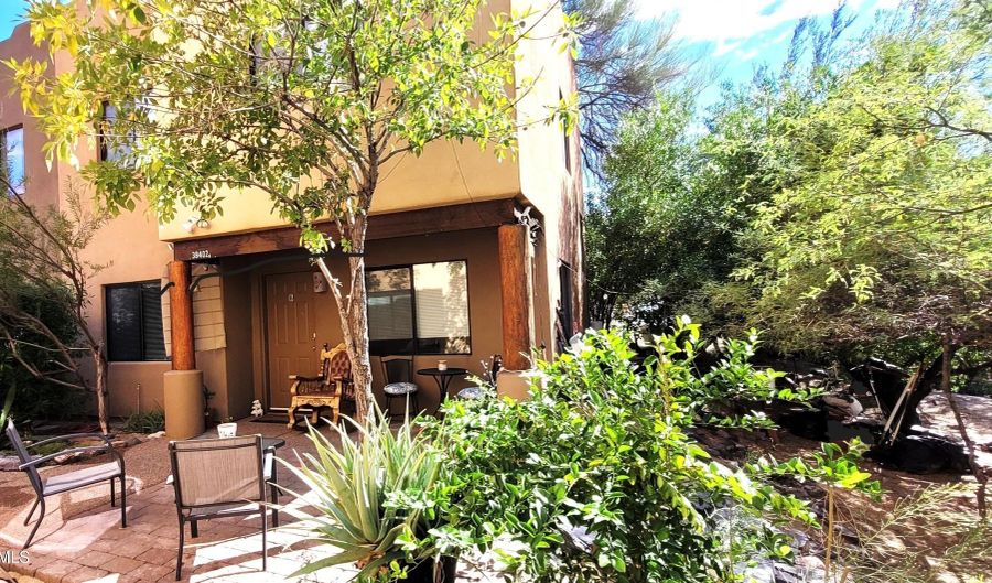 38402 N BASIN Rd B, Cave Creek, AZ 85331 - 3 Beds, 2 Bath