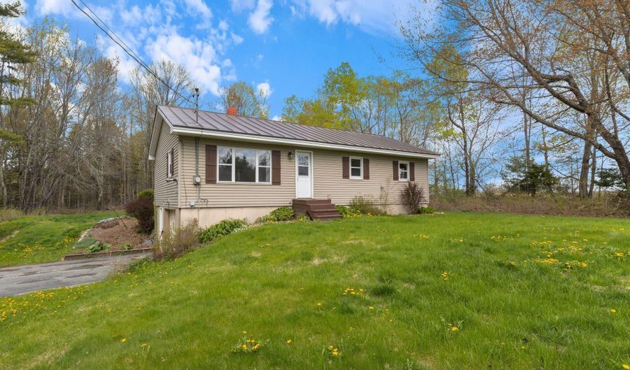 569 Benton Rd, Albion, ME 04910 - 3 Beds, 1 Bath