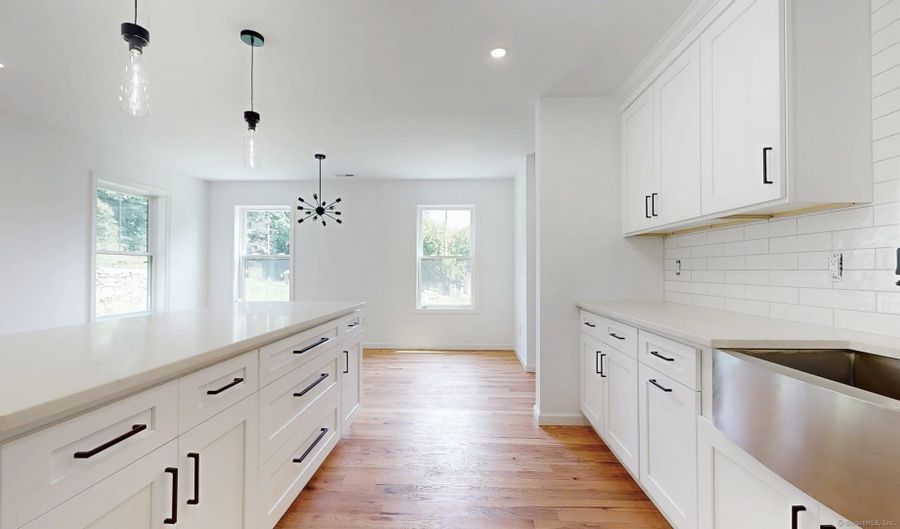 55 B Moulthrop St, Ansonia, CT 06401 - 3 Beds, 3 Bath