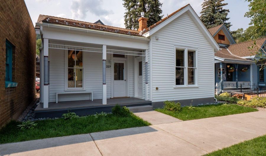 227 E Main St, Aspen, CO 81611 - 4 Beds, 6 Bath