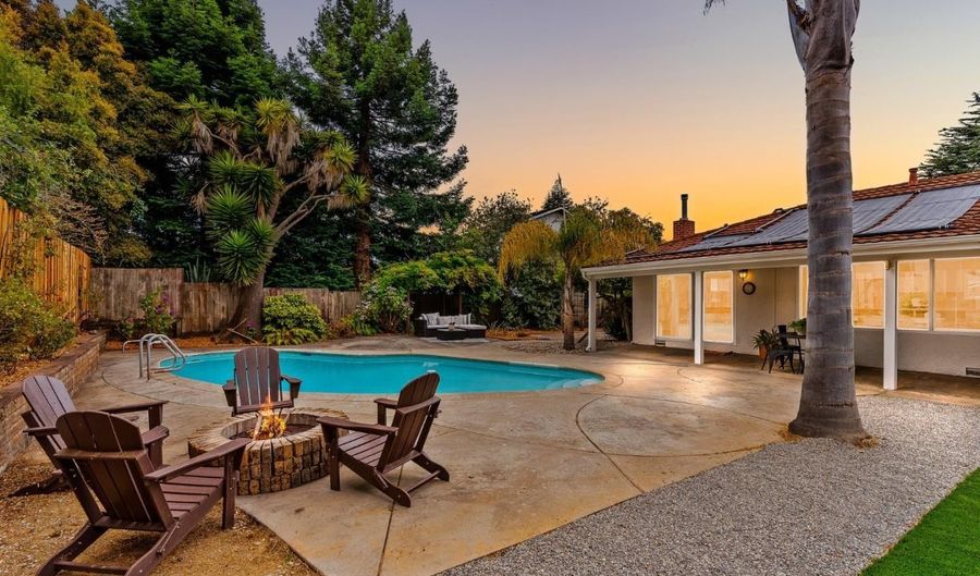 630 Baltusrol Dr, Aptos, CA 95003 - 4 Beds, 3 Bath
