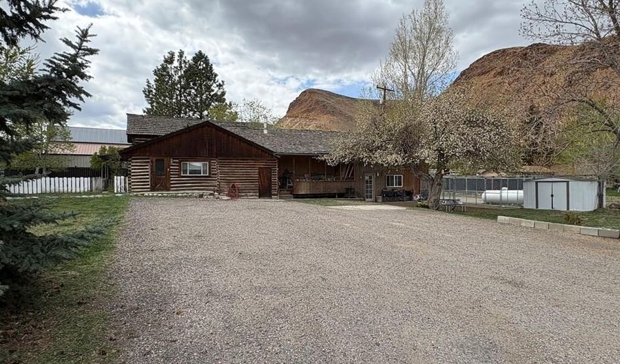 520 E Main St, Challis, ID 83226 - 5 Beds, 5 Bath