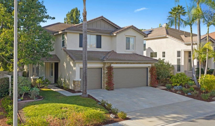 2364 Summerwind Pl, Carlsbad, CA 92008 - 5 Beds, 3 Bath