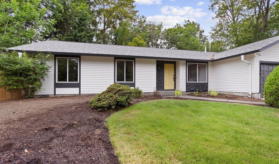 8395 SW BERRYHILL Ln, Beaverton, OR 97008 - 3 Beds, 2 Bath